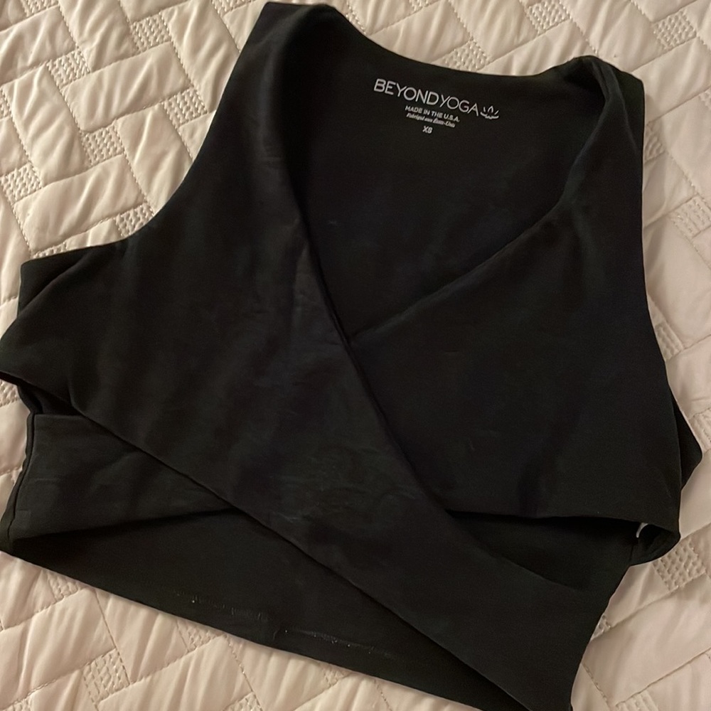Beyond Yoga cropped tank XS